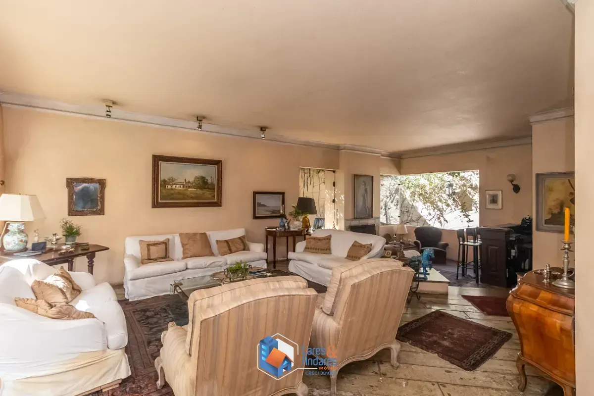 Imagem Casa para venda em Jardim Guedala com 5 quartos, sendo 2 suítes, 447m²