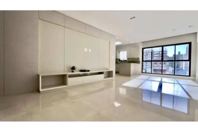 Imagem Apartamento à venda em Balneário Camboriú, Centro, com 4 quartos, 138m2