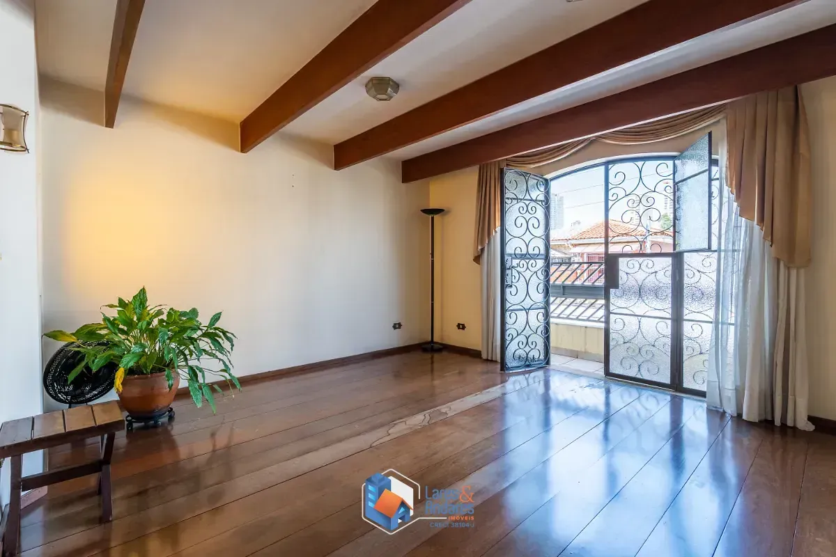 Imagem Casa para venda em Jardim Aeroporto com 3 quartos, sendo 1 suíte, 180m²