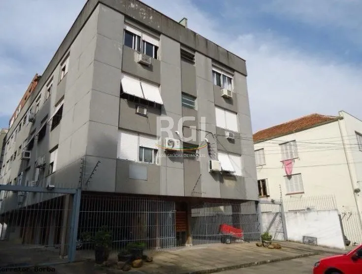 Cobertura para Venda - 255.99m², 5 dormitórios, sendo 1 suites, 2 vagas - Menino Deus