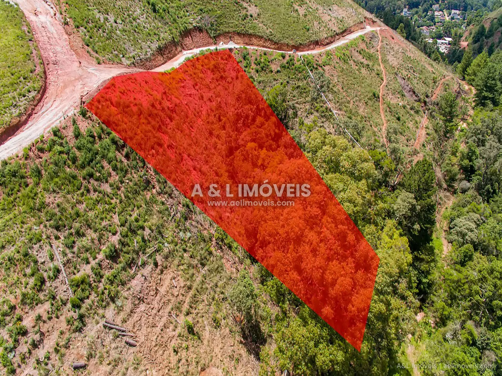 Imagem Terreno no Quintas do Atalaia | Vista para o vale e projeto aprovado