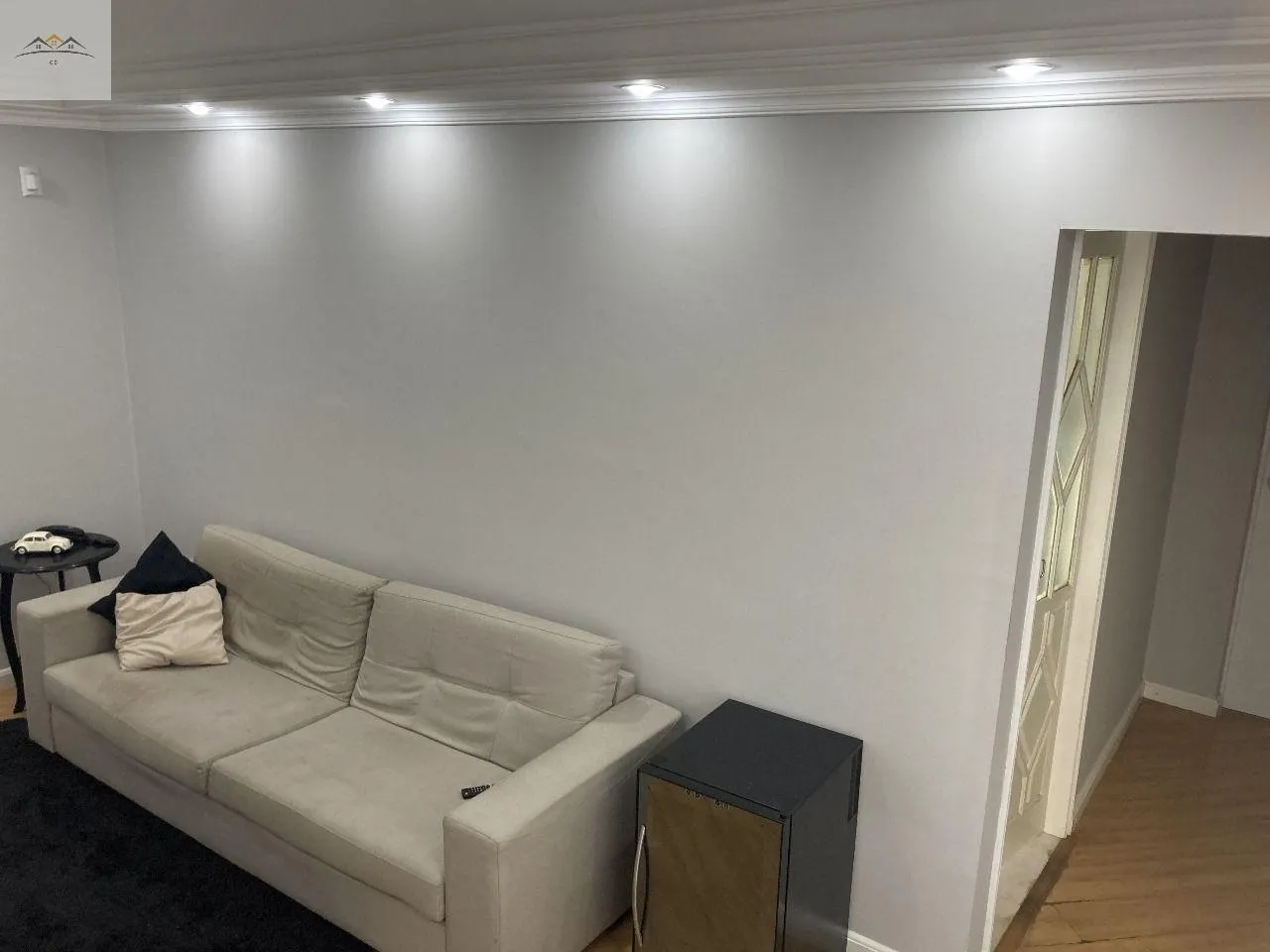 Imagem Apartamento à venda no Pq. São Vicente em Mauá 2 dorm. 1 vg 62m² com sacada