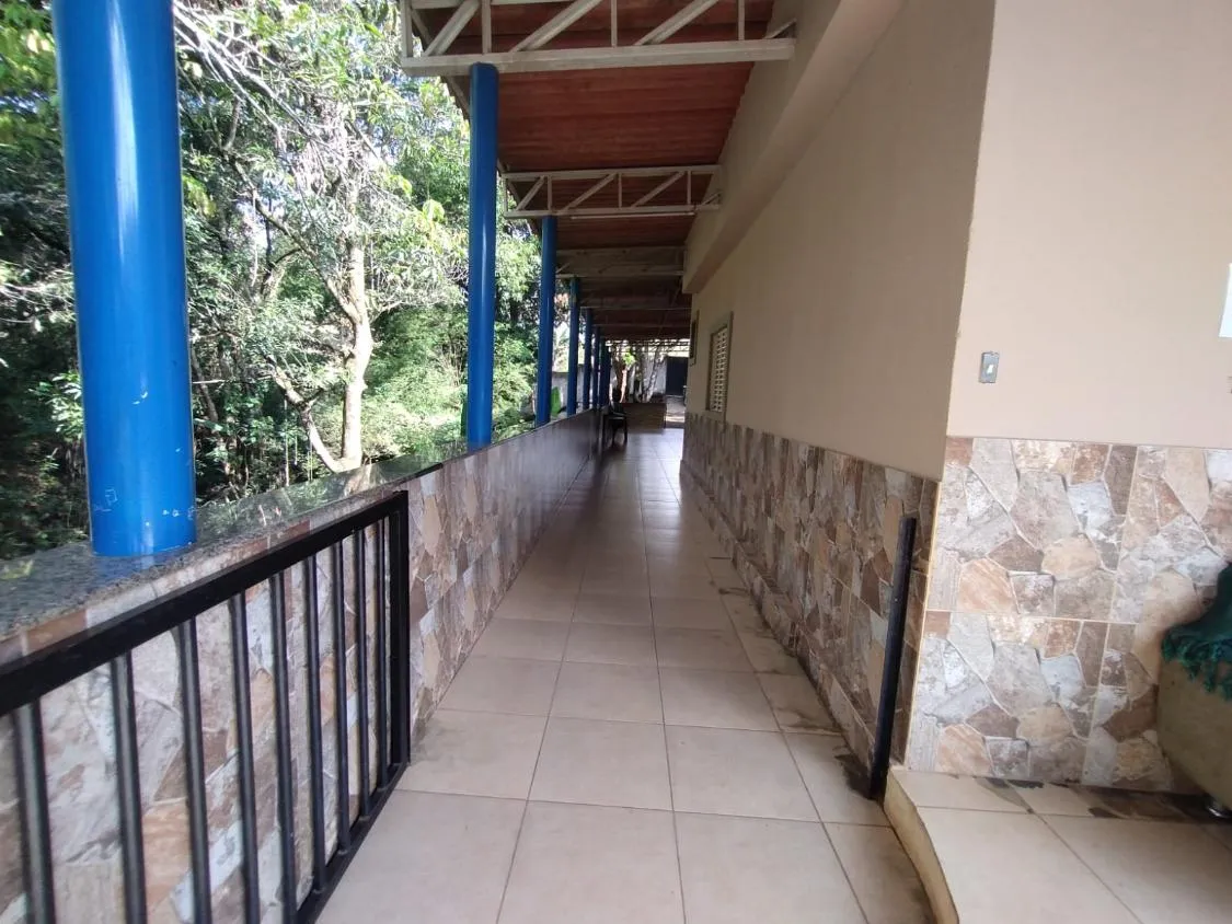 Imagem Vendo excelente chácara em São Joaquim de Bicas/MG , com 2.000 m²