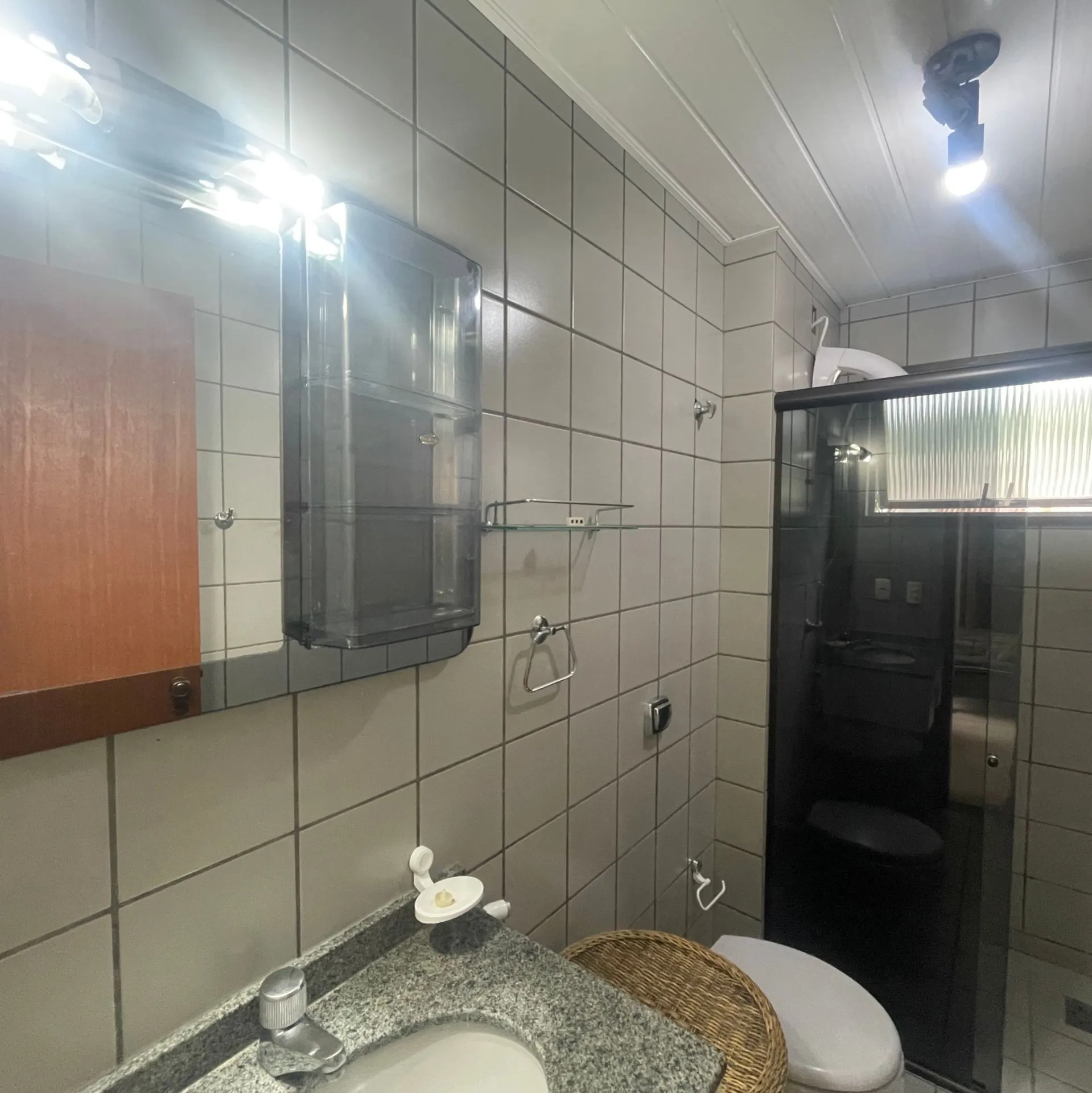 Imagem Apartamento de um dormitório, semimobiliado, para locação anual em Jurerê