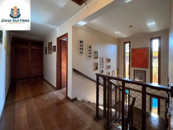 Imagem Casa Alto Padrão à Venda Na Granja Viana em Condomínio Fechado