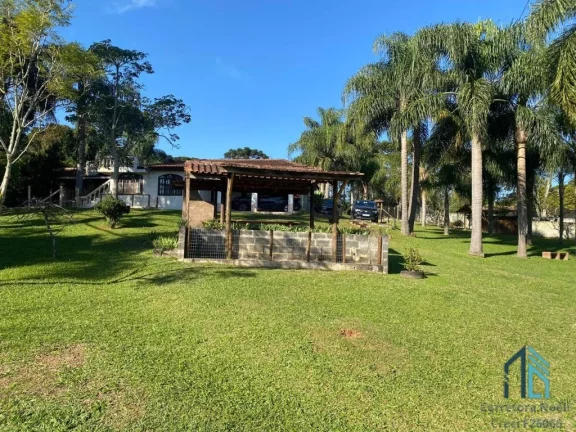 Imagem Chácara linda,(permuta) localização privilegiada com casa 04 quartos, em Campina Grande do Sul PR