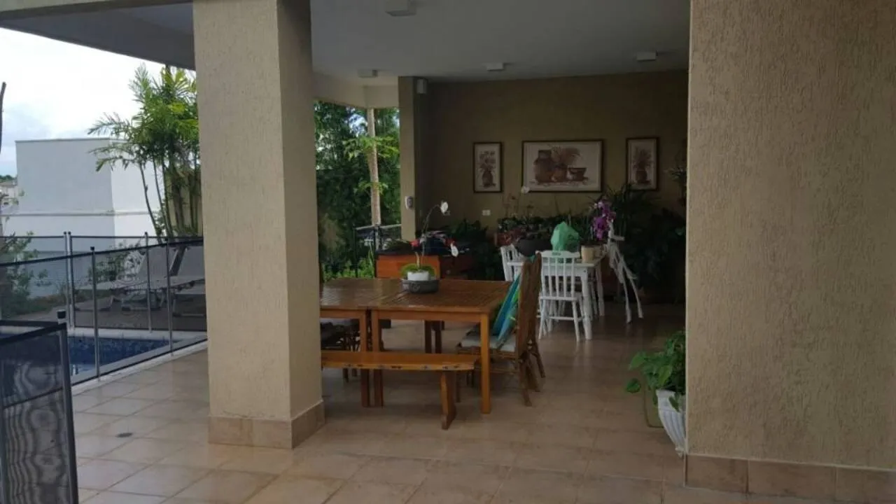 Imagem Casa para venda e aluguel em condomínio Burle Marx