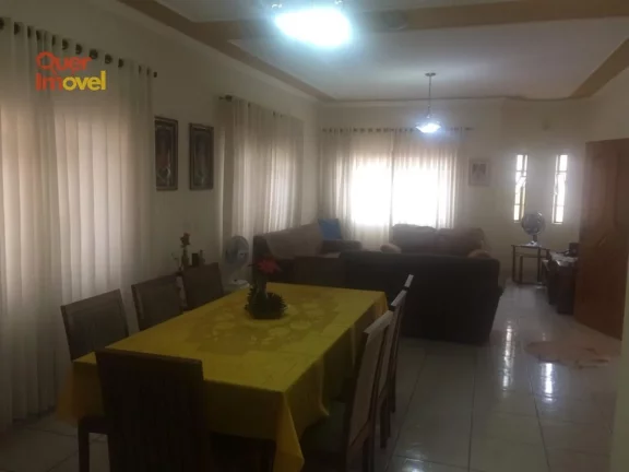 Imagem Casa à venda em Ribeirão Preto-SP: 3 quartos, 1 suíte, 2 salas, 4 banheiros, 7 vagas de garagem, 249,00 m² de área.