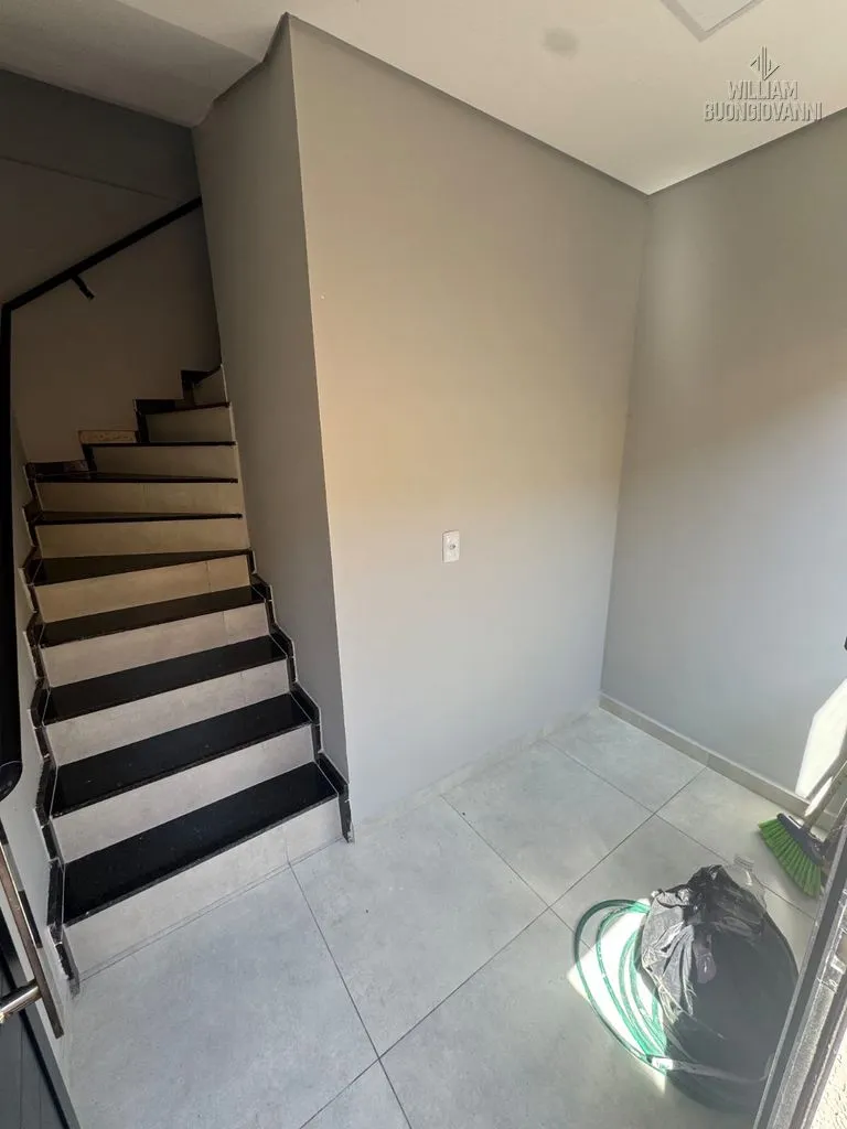 Imagem Seu Novo Sobrado Espera por Você! Conforto, Espaço e Qualidade de Vida