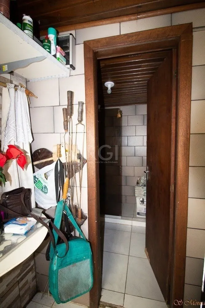 Imagem Casa no Bairro Tristeza - 3 dormitórios