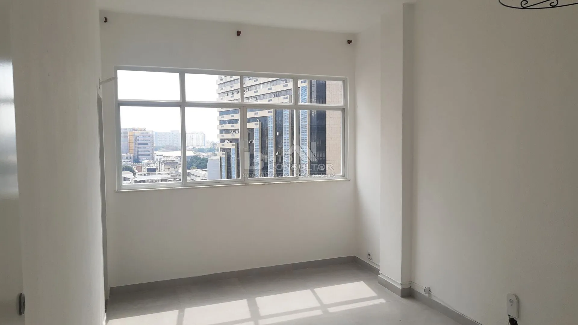 Imagem Sala Comercial com 20m² no Centro de Niterói/RJ