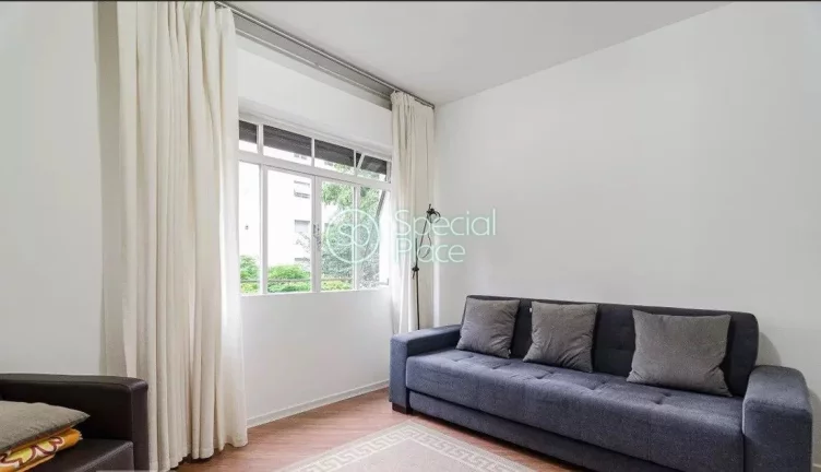 Imagem Amplo apartamento com 205m² no Jardim Paulista. Living muito claro e espaçoso, 03 dormitórios, se...