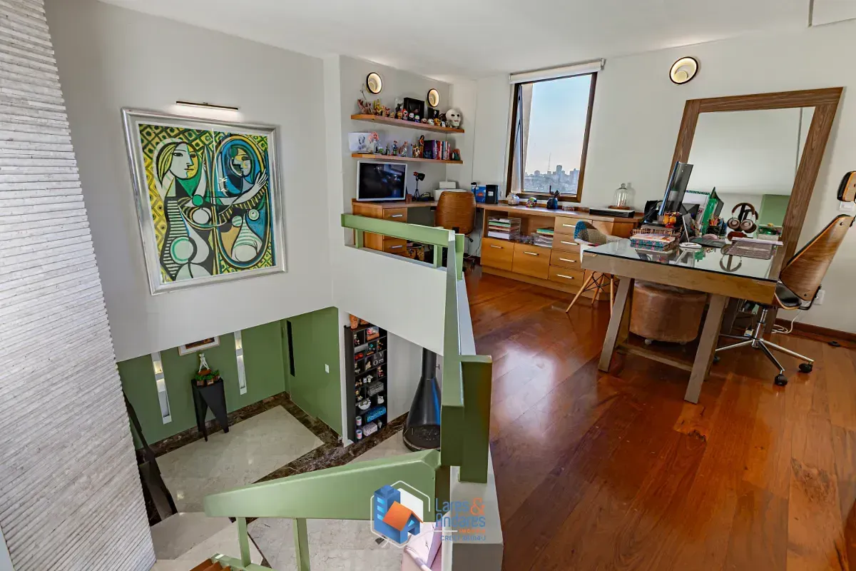Imagem Duplex para venda em Sumaré com 3 quartos, sendo 3 suítes, 208m²