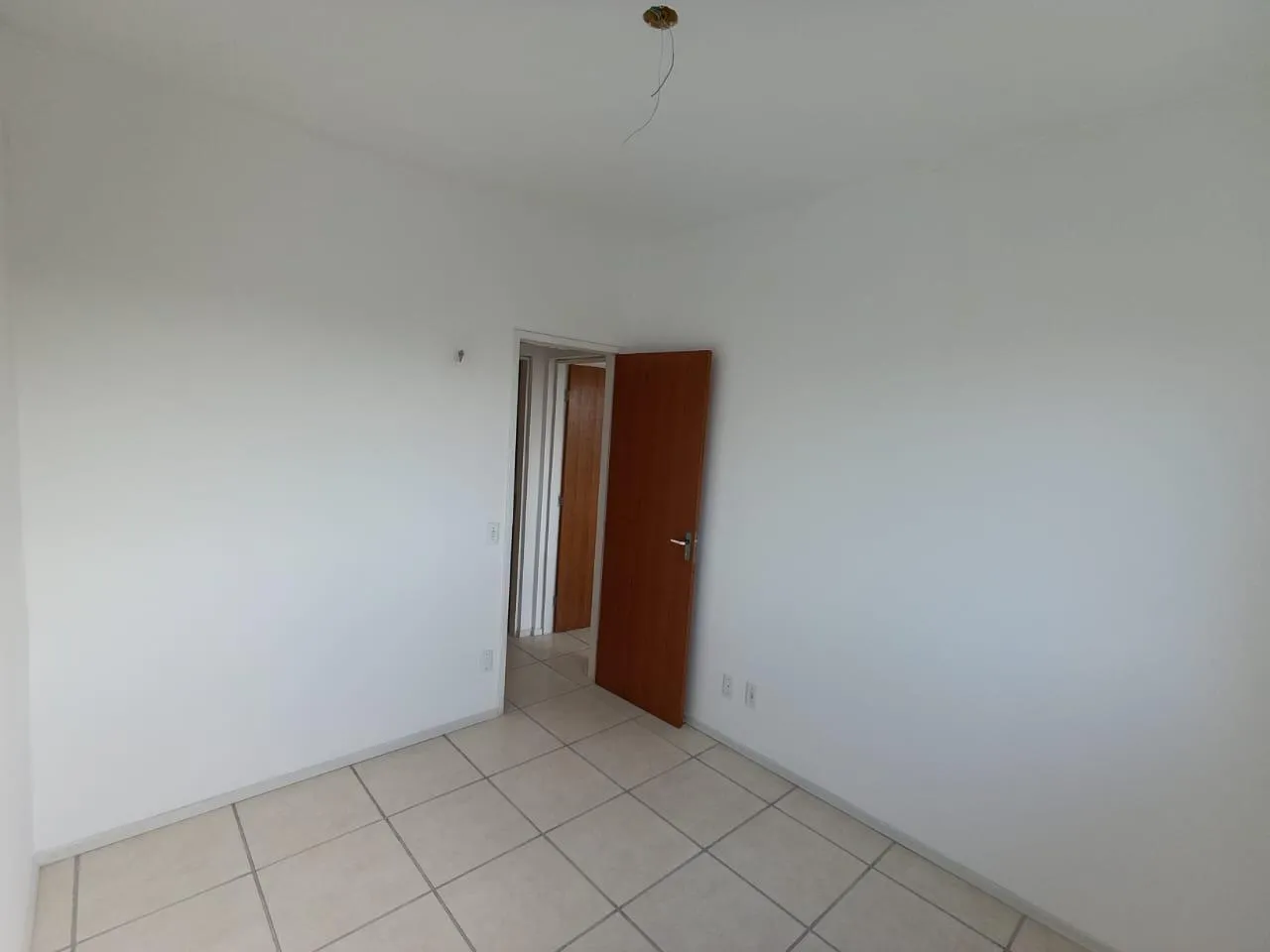 Imagem Apartamento para Venda em Fortaleza, Montese, 3 dormitórios, 1 suíte, 2 banheiros, 2 vagas
