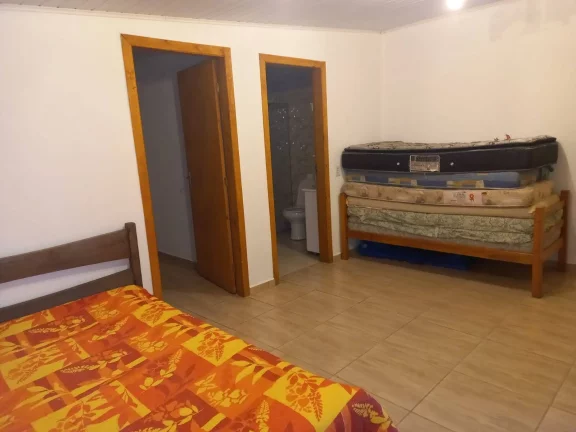 Imagem OPORTUNIDADE!!! Sítio com Duas Casas, uma inacabada, Piscina, Águas Claras