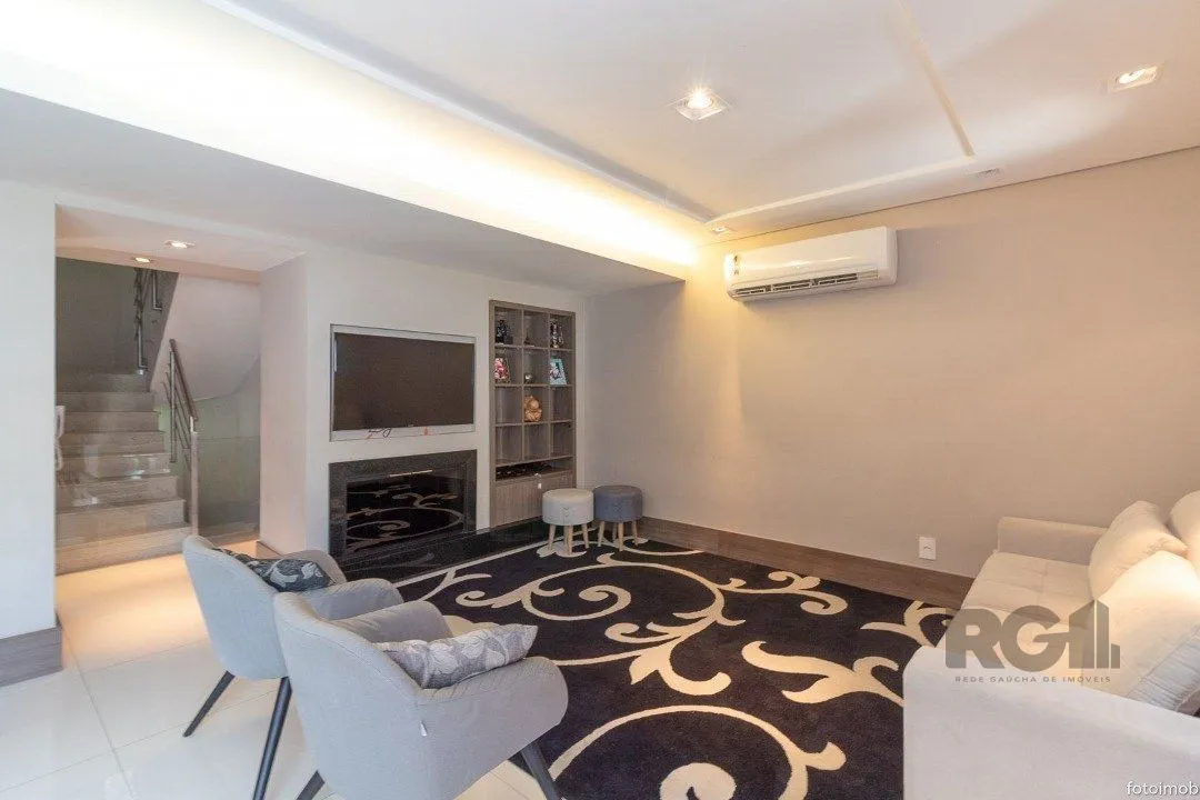 Imagem Casa Condominio para Venda - 307m², 5 dormitórios, sendo 1 suites, 4 vagas - Cristal