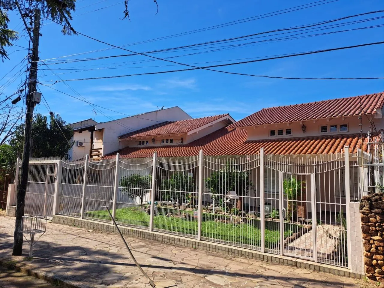 Imagem Sobrado 4 dormitorios com Excelente localização