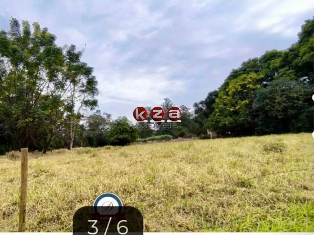 Imagem Sítio à venda em Campinas-SP, Chácara de Recreio Santa Fé, na rodovia, divisa com Hortolândia, com pequena casa e 9.356 m² de área plana.