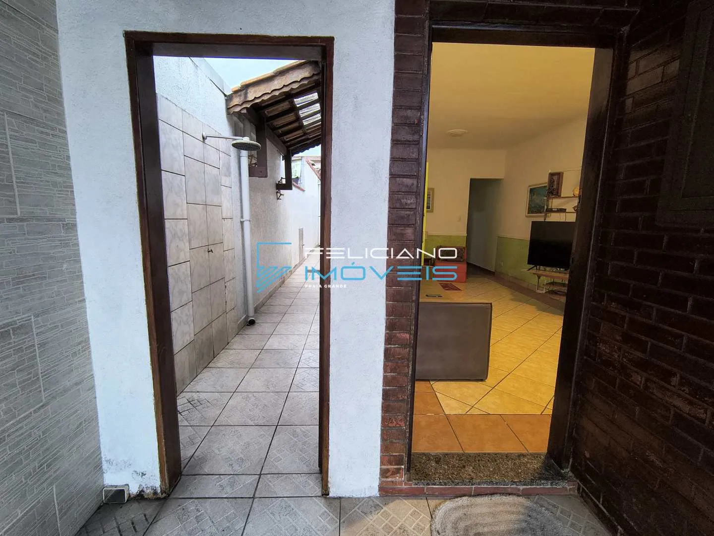 Imagem Casa com 2 quartos, Guilhermina, Praia Grande - R$ 549 mil, Cod: 5935