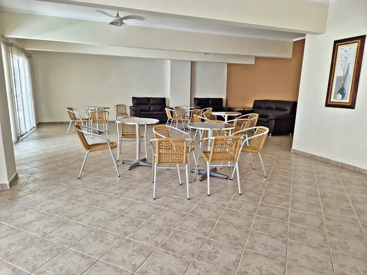 Imagem Apartamento com 2 Quartos à Venda, 80 m² em Mirim - Praia Grande