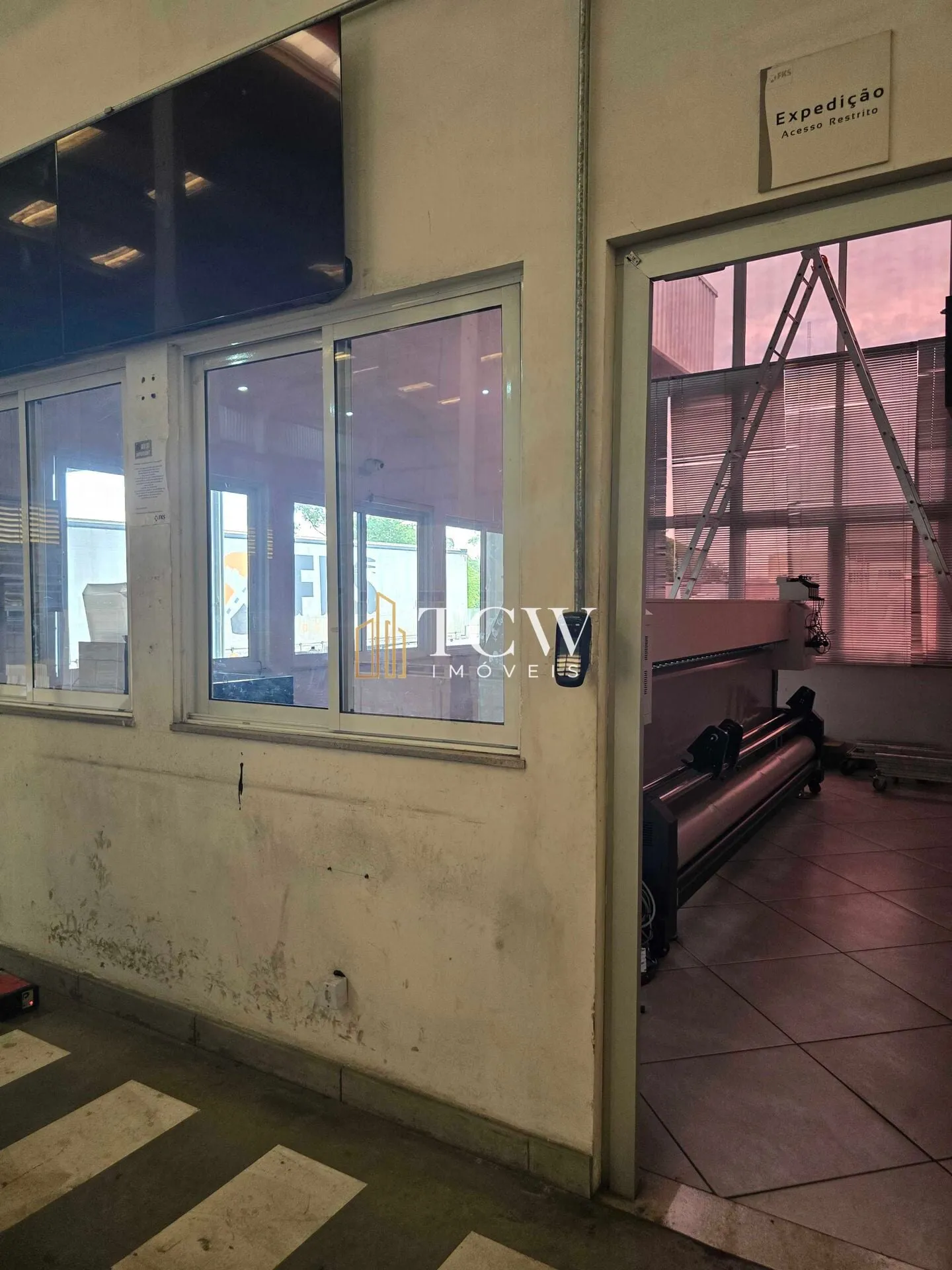 Imagem Galpão Logístico com Docas para Locação | Guarulhos/SP | 5.000 m²