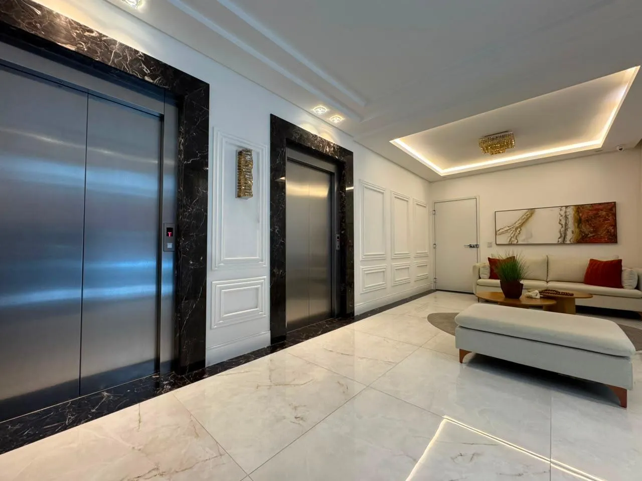Imagem Apartamento com vista para o mar à venda com 142.65m2 por R$ 3.520.000,00