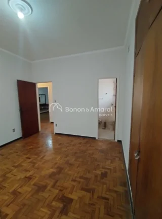 Imagem Casa assobrada com excelente localização! 
Quase esquina com Rua Paula Bueno e próximo Avenida Or...