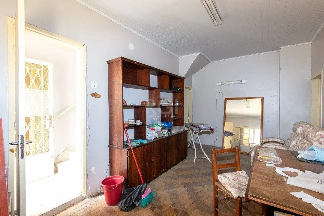 Imagem Casa para Venda - 118m², 2 dormitórios, 2 vagas - Medianeira