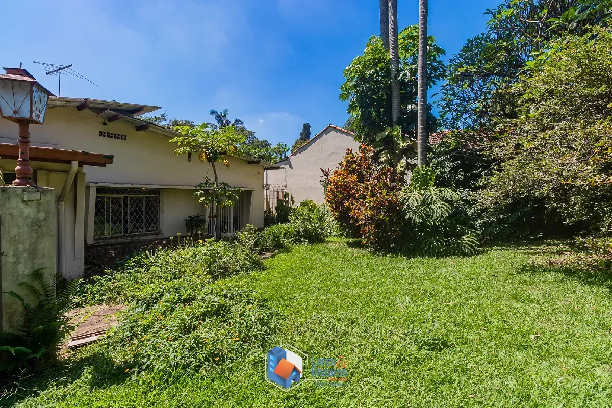 Imagem Casa para venda em Santo Amaro com 4 quartos, sendo 1 suíte, 969m²