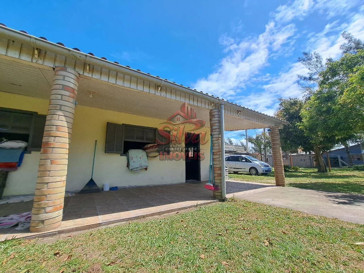 C15 |Casa semimobiliada à venda em Imbé RS
