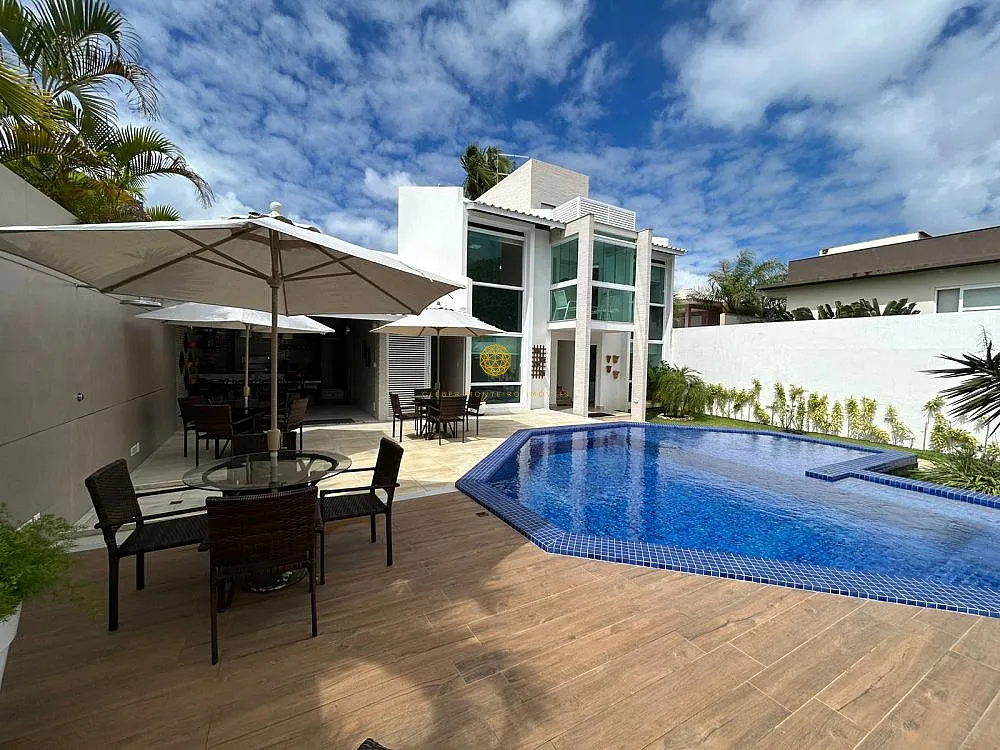 Imagem Casa em Guarajuba, 8 quartos com piscina, perto da praia