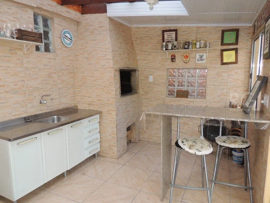 Imagem Sobrado para Venda - 280m², 3 dormitórios, 2 vagas - Alegria