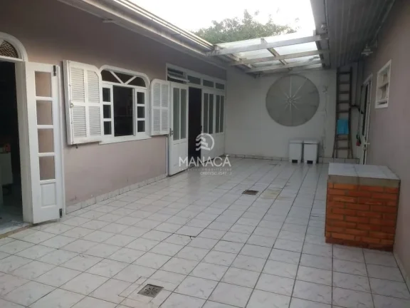 Imagem Casa com 4 dormitórios sendo 1 suite para Venda, 380 m² - Tabuleiro - Barra Velha/SC