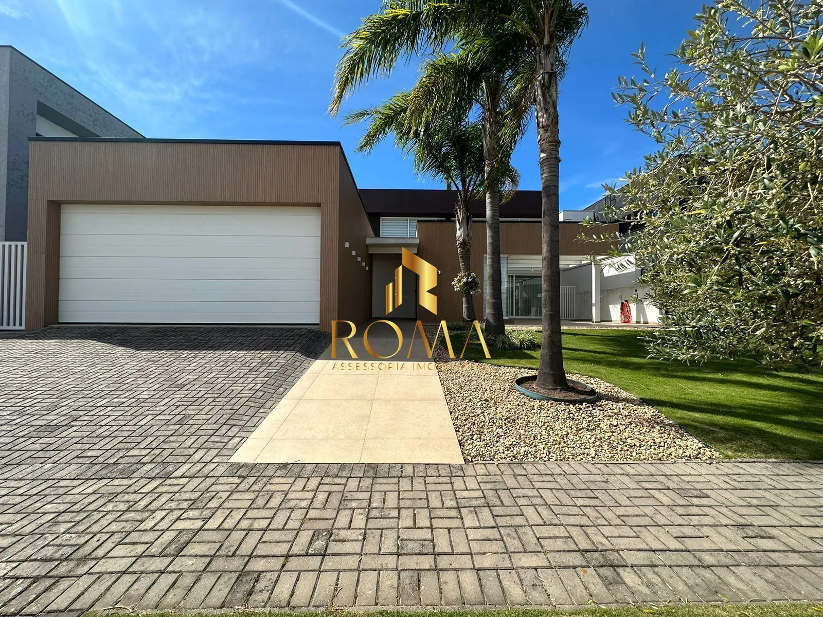 Imagem Casa em Condomínio 3 dormitórios à venda Camobi Santa Maria/RS