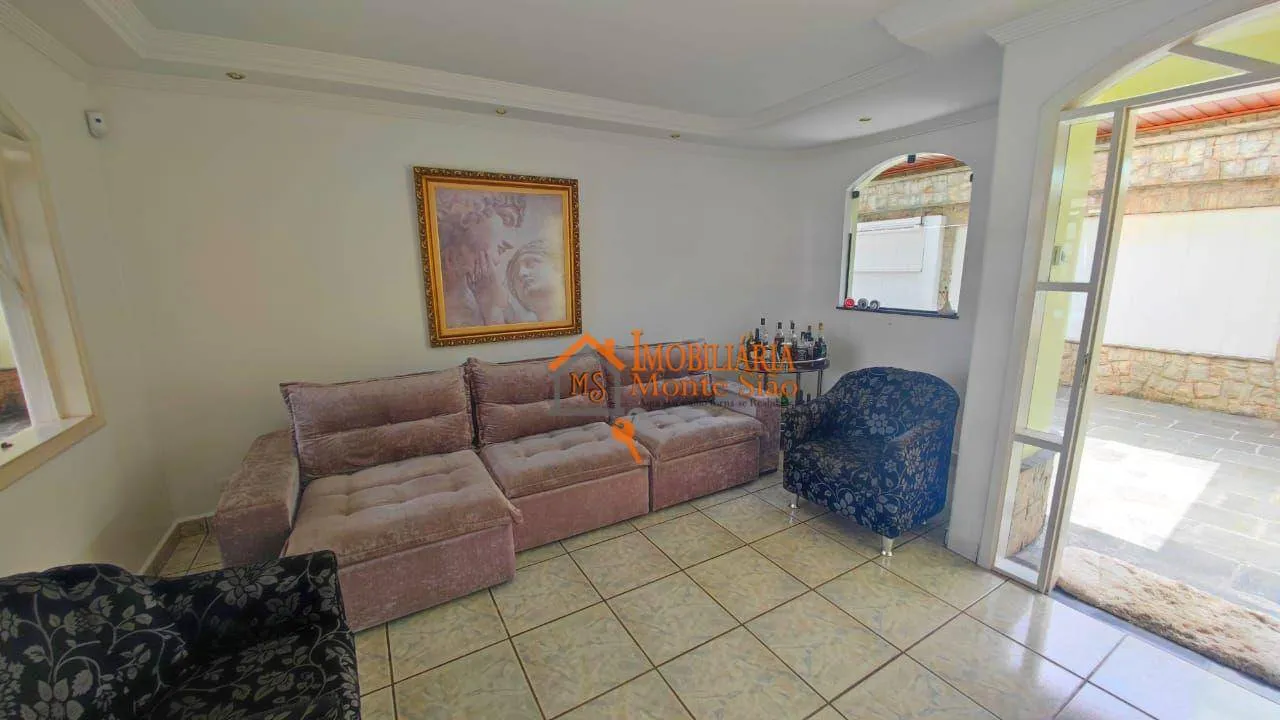 Imagem Sobrado com 3 dormitórios à venda, 307 m² por R$ 1.800.000,00 - Jardim Santa Mena - Guarulhos/SP