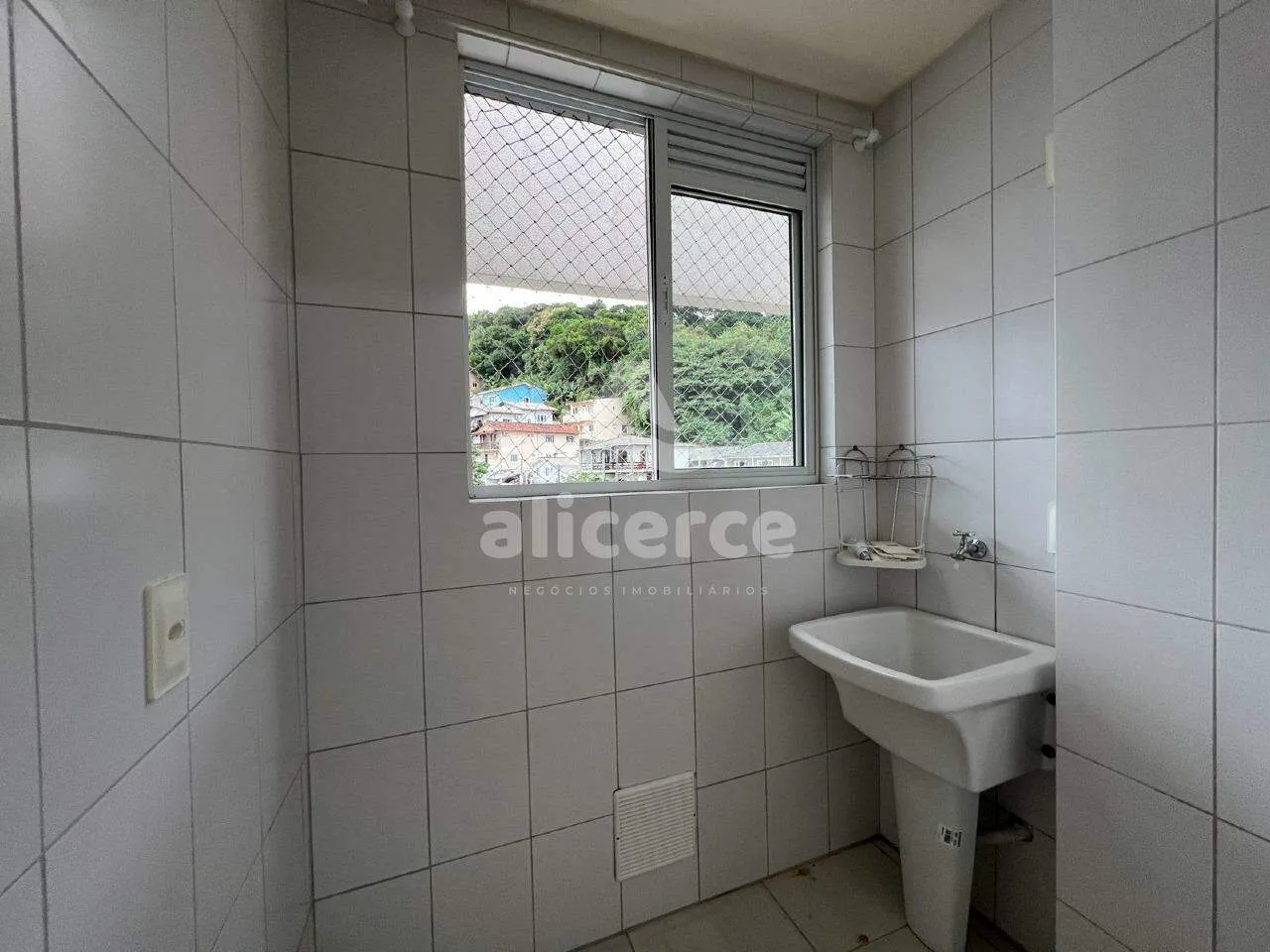 Imagem Apartamento com 02 dormitorios, está sendo reformado lazer completo em São José.