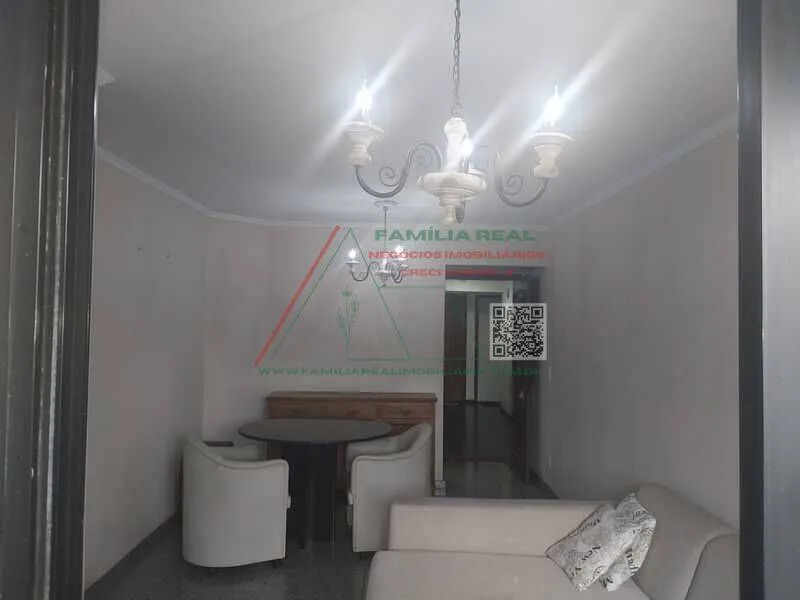 Imagem Apartamento de médio padrão, com 2 dormitórios, sendo 1 Suíte, com Sacada e 1 vaga coberta para Locação, no Tatuapé.