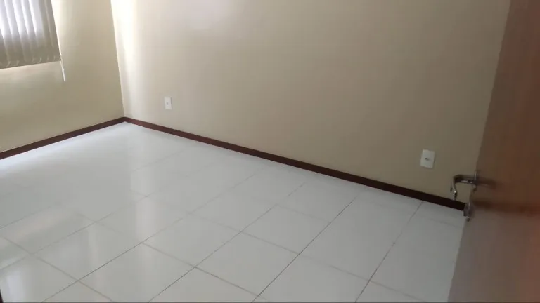 Imagem Apartamento com 3 Quartos para Alugar, 1 m² em Recanto dos Vinhais - São Luís