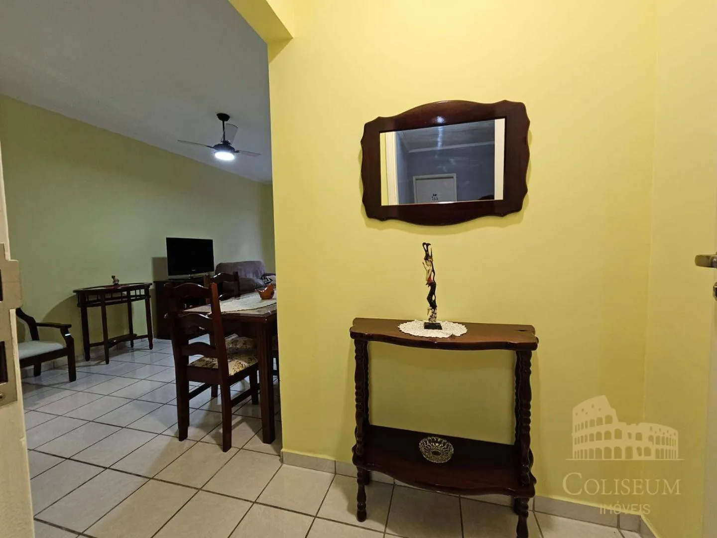 Imagem Apartamento com 1 dormitório à venda, 57 m² por R$ 335.000,00 - Vila Assunção - Praia Grande/SP