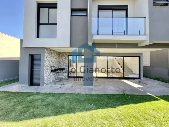 Imagem Casa Nova, de Alto Padrão, à Venda em Condomínio de Cotia