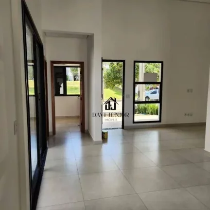Imagem Casa com 3 dormitórios sendo 1 suíte à venda, 114 m² por R$ 790.000 - Condomínio Terras de São Francisco - Sorocaba/SP