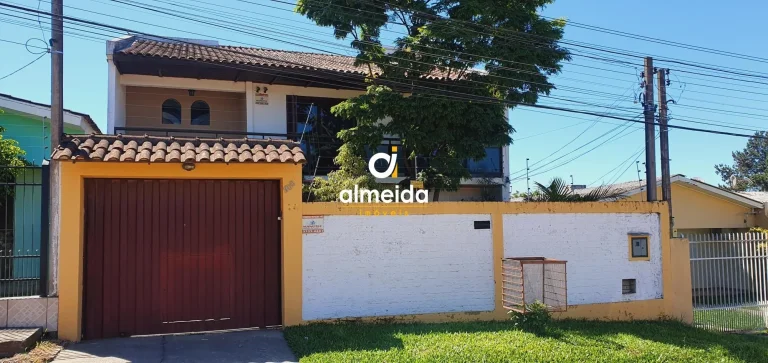 CASA 4 DORMITÓRIOS