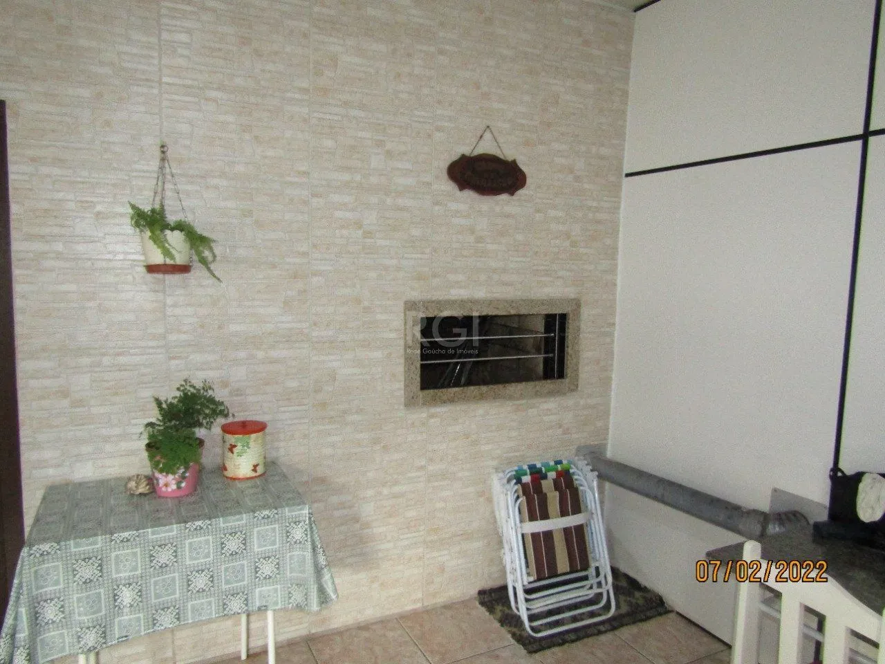 Imagem Casa para Venda - 154.78m², 3 dormitórios, sendo 1 suites, 3 vagas - Camaquã