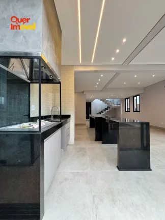 Imagem Casa em Condomínio de Luxo em Ribeirão Preto-SP: 4 quartos, 4 suítes, 2 salas, 5 banheiros, 4 vagas de garagem, 250m² de área.