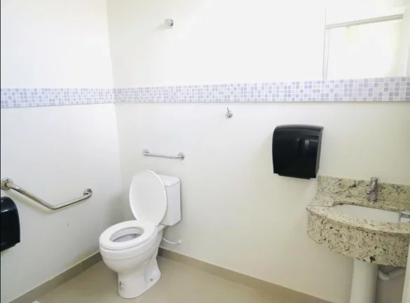 Imagem Prédio Comercial à Venda em Santa Felicidade – 622m², 8 Vagas