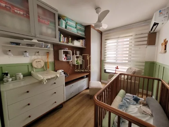 Imagem Excelente apartamento com três quartos e armários planejados a venda na Pituba