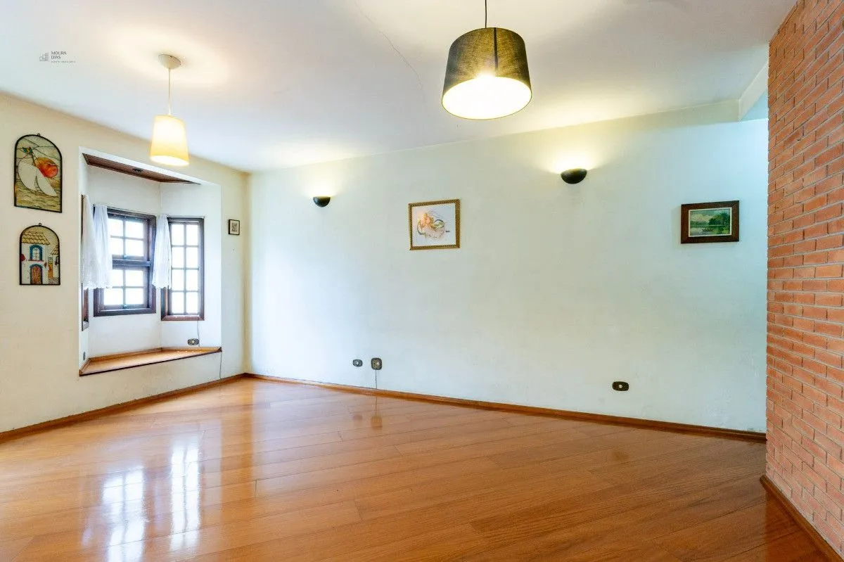 Imagem Casa Sobrado no Alto da Lapa 191m² com3 Dormitórios (1 Suíte) com versátil casa no fundo do terreno ( home office) e 2 vagas