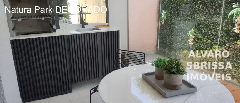 Imagem Apartamento com 3 dormitórios sendo uma suíte em condomínio park, cercado de vegetação, lagos, peixes, locais agradáveis para relaxar e área de lazer.