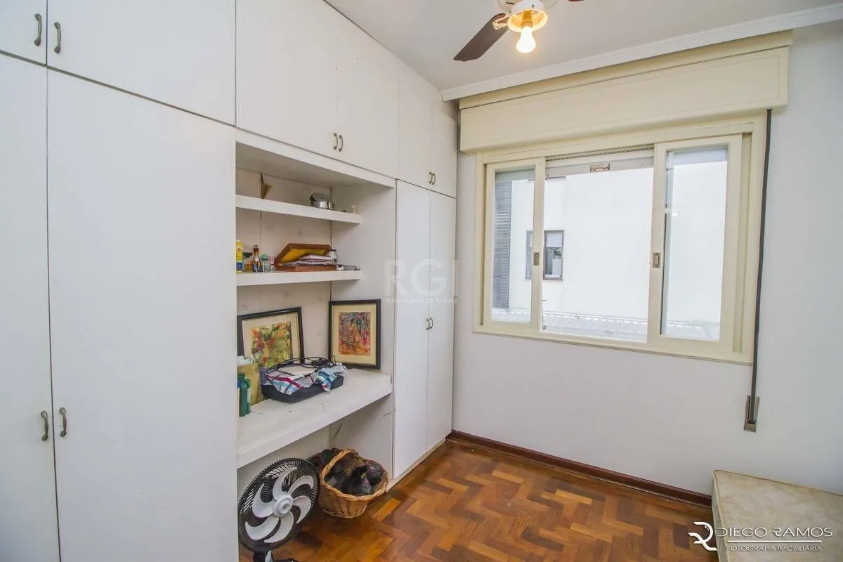 Imagem Apartamento para Venda - 96m², 3 dormitórios, 1 vaga - Menino Deus