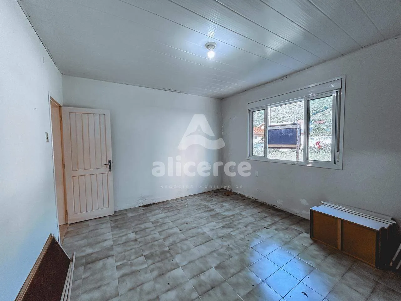 Imagem Casa à venda com 3 quartos , 105m² em Armação do Pântano do Sul Florianópolis